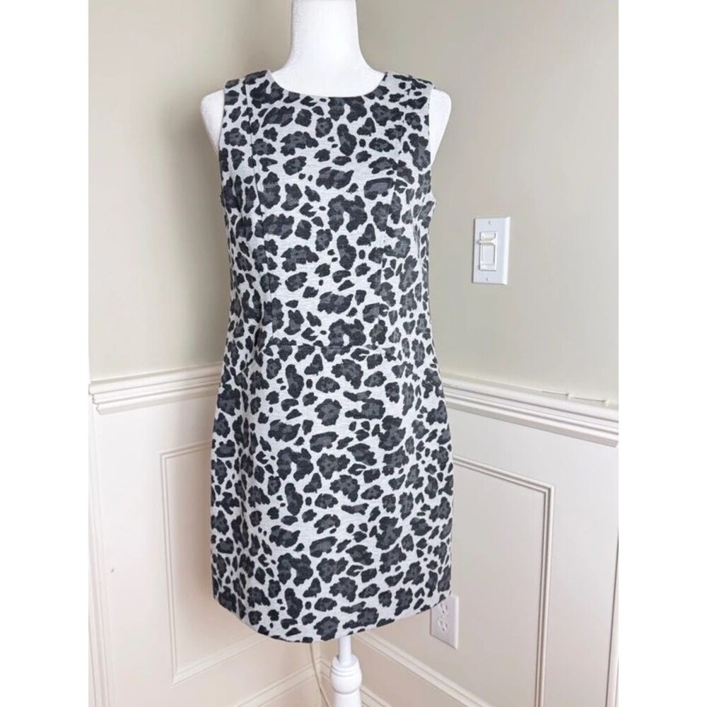 Vince Camuto Gray Leopard Print Sheath Dress Size 6